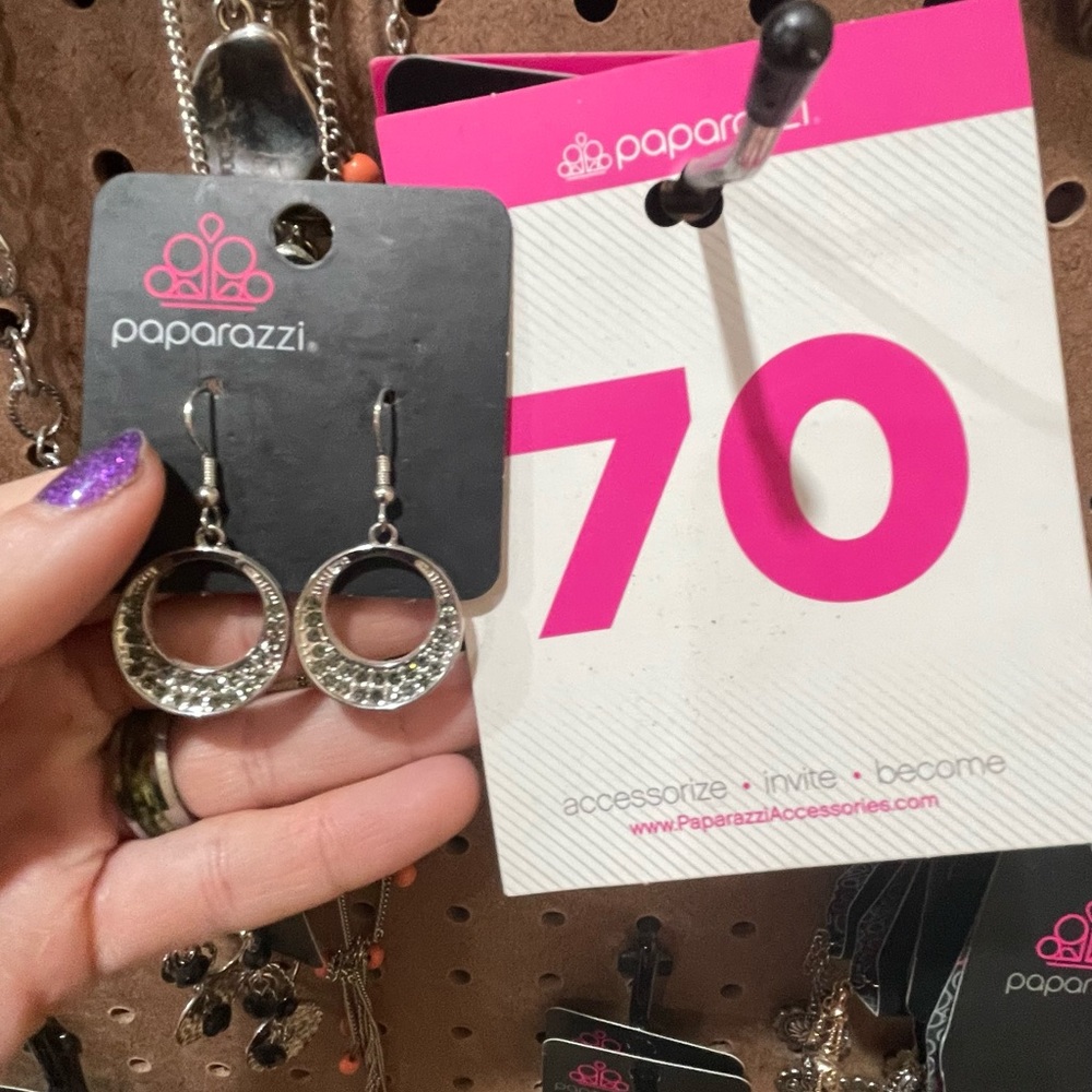 Paparazzi jewelry - Picture 4 of 16